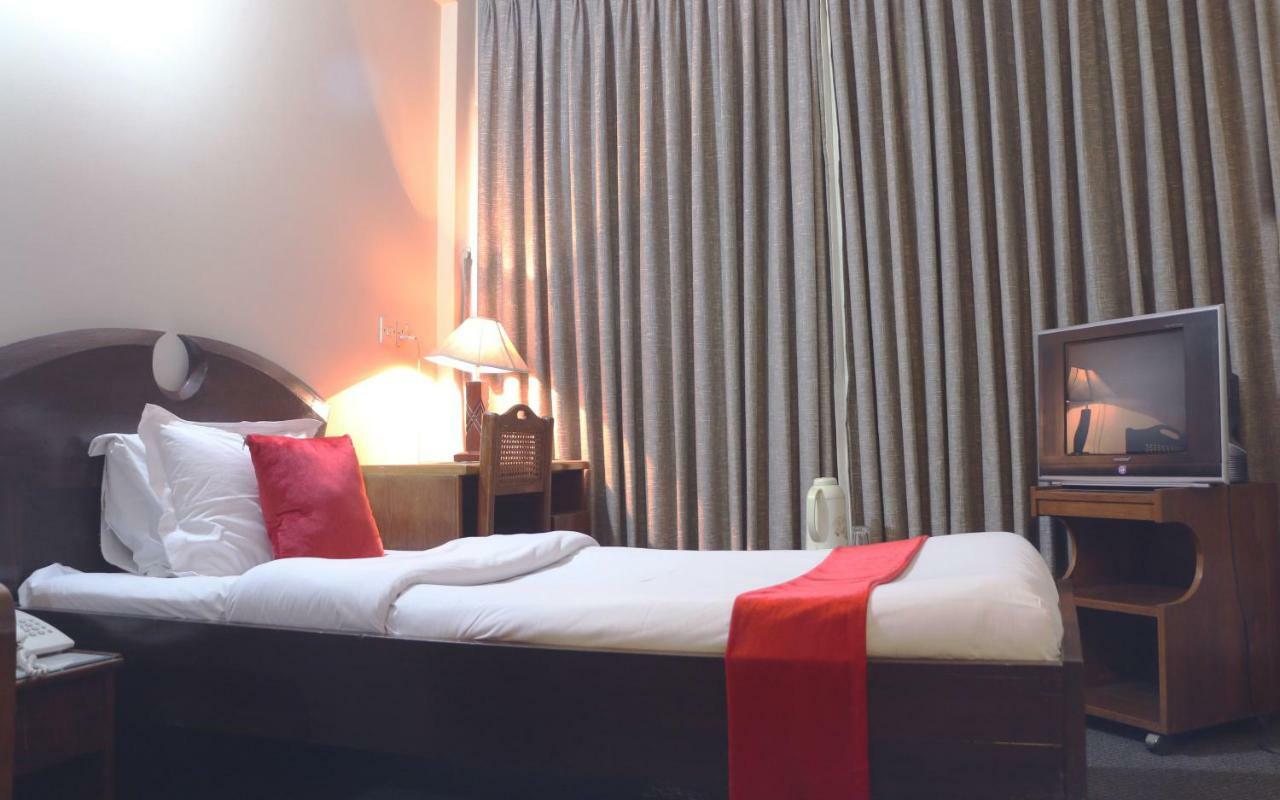 Hotel Ashrafee Daca Exterior foto